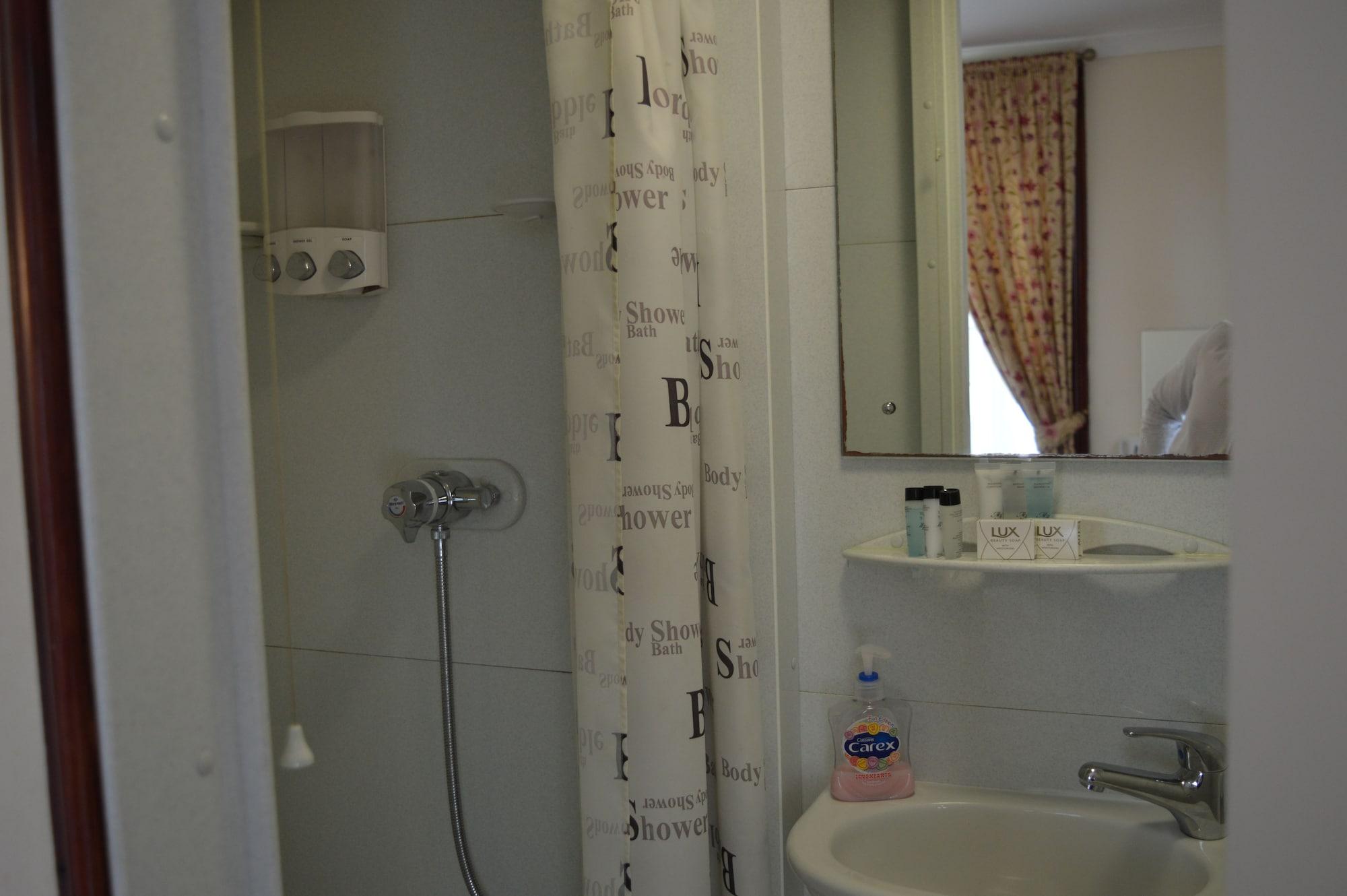 Globe Hotel Colchester Bagian luar foto