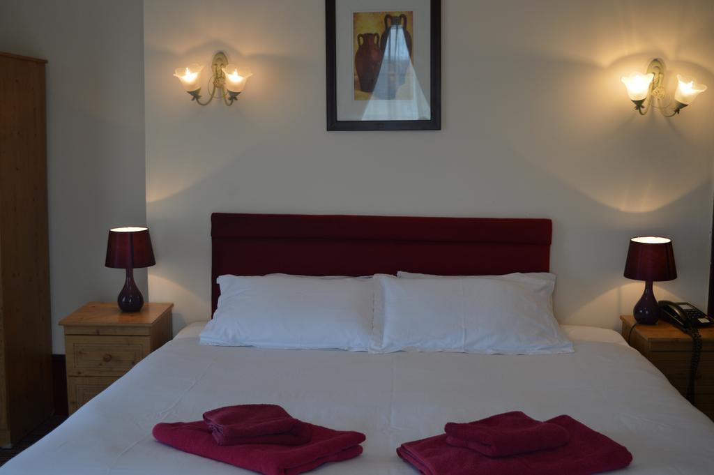 Globe Hotel Colchester Bagian luar foto