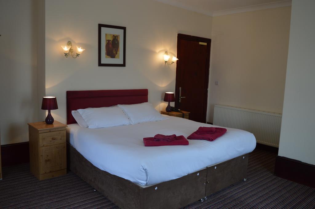 Globe Hotel Colchester Bagian luar foto