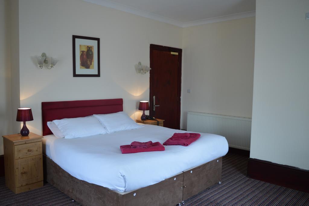 Globe Hotel Colchester Bagian luar foto